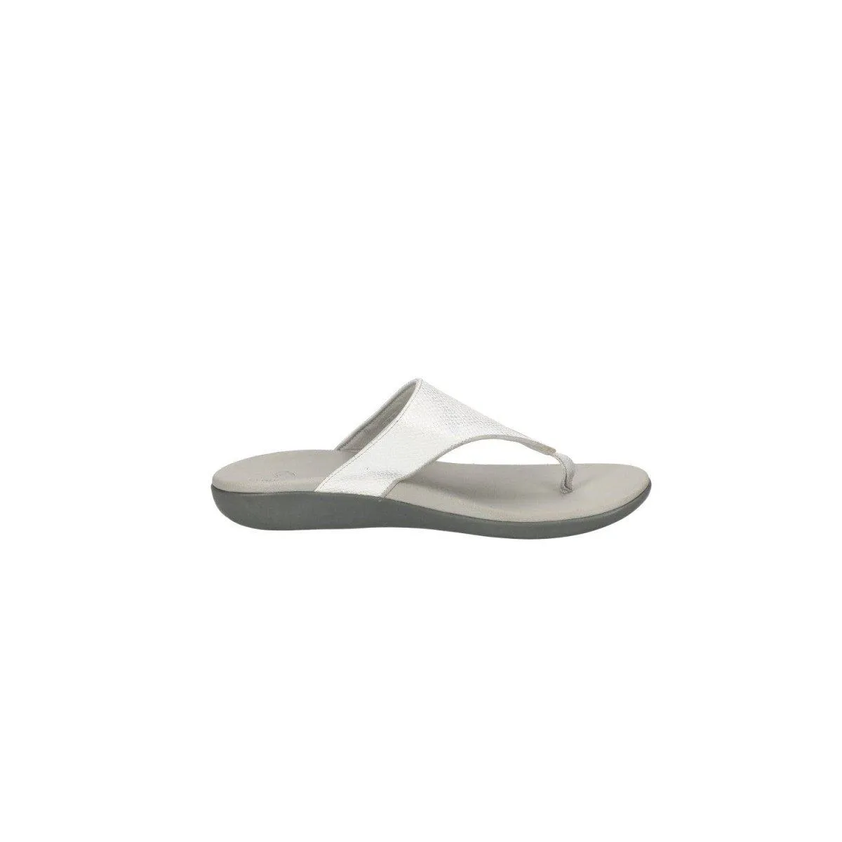 Clarks Cloud Steppers Flat Sandals Leather White Colour For Women