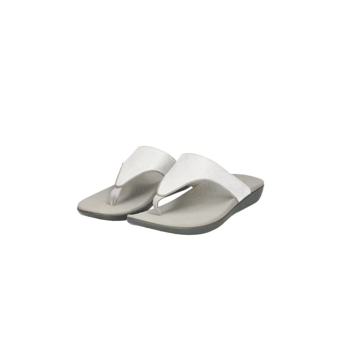 Clarks Cloud Steppers Flat Sandals Leather White Colour For Women