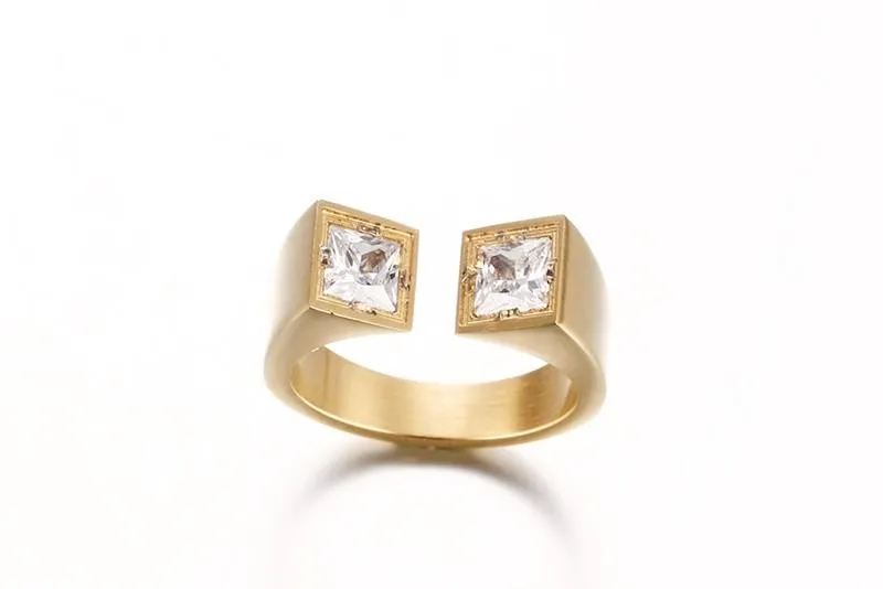 Polished Bijoux Creamy Gold Crystal Ring