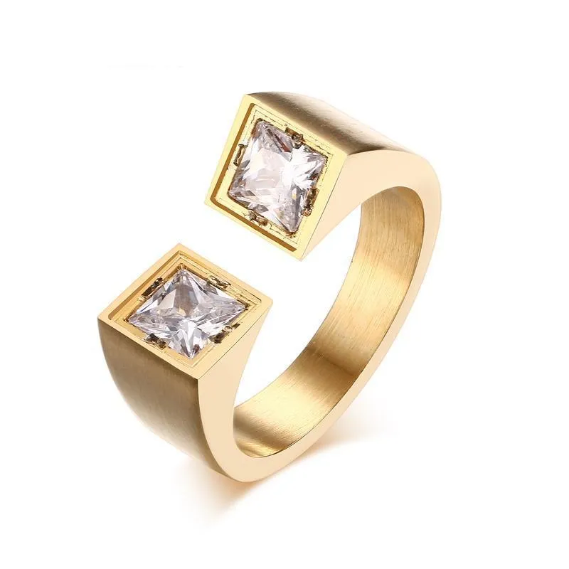 Polished Bijoux Creamy Gold Crystal Ring